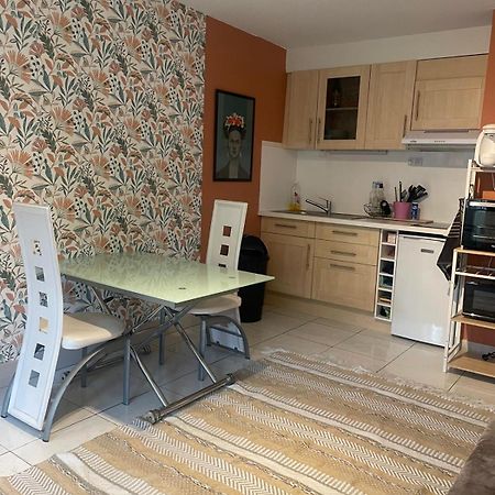 Le Val Fleuri Apartment Sete Exterior photo