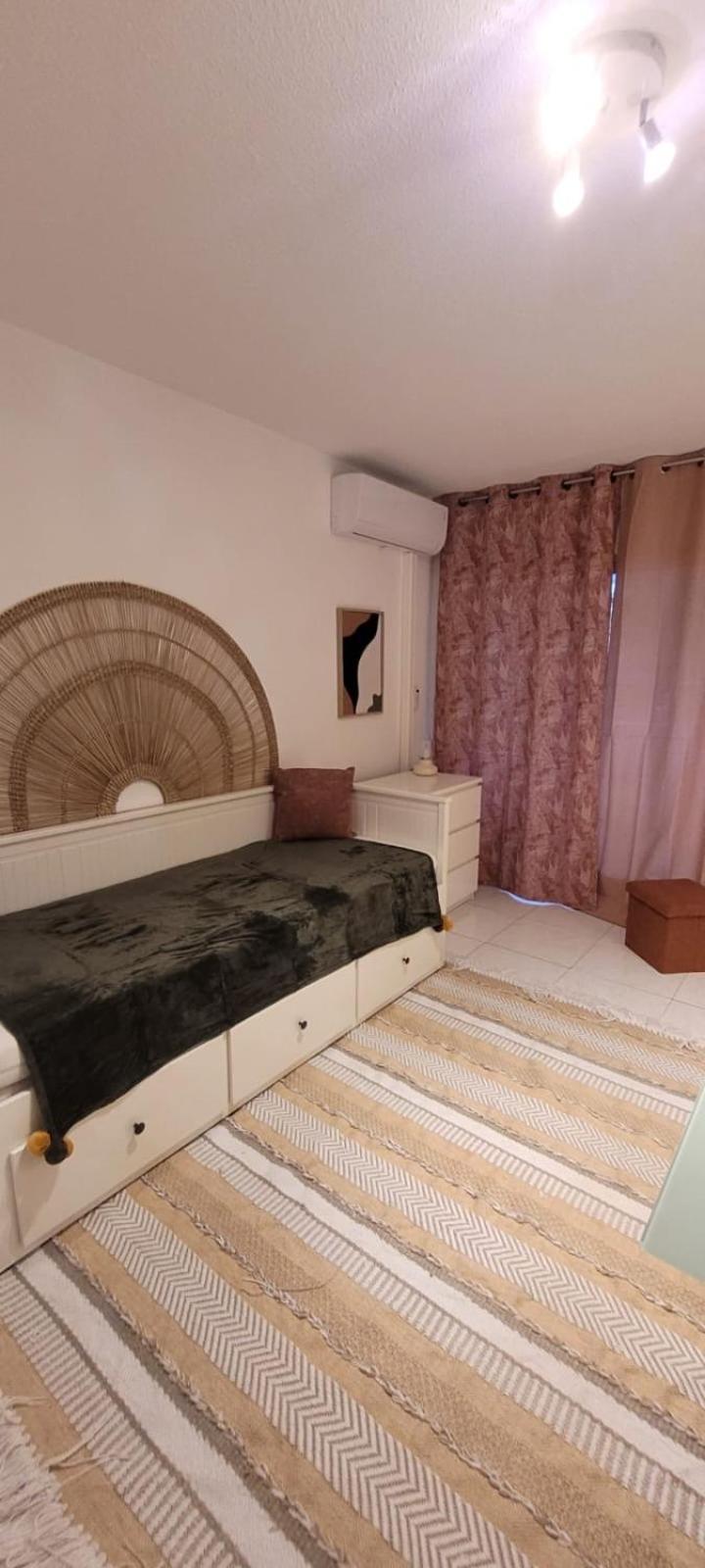 Le Val Fleuri Apartment Sete Exterior photo