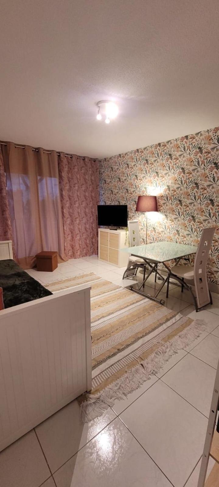 Le Val Fleuri Apartment Sete Exterior photo