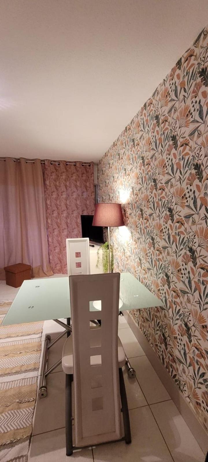 Le Val Fleuri Apartment Sete Exterior photo